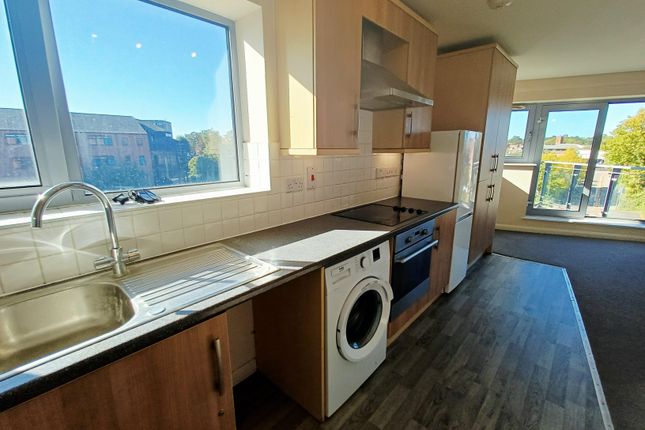 Ellis House, Charrington Place, St Albans, Hertfordshire photo 2