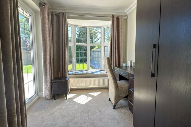 Detached house for sale in Hutton Road, Shenfield, Brentwood