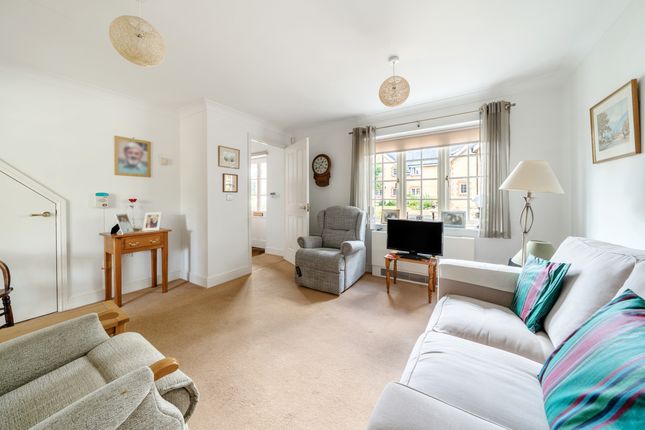 2 Gatchell Court Gatchell Oaks, Taunton photo 3