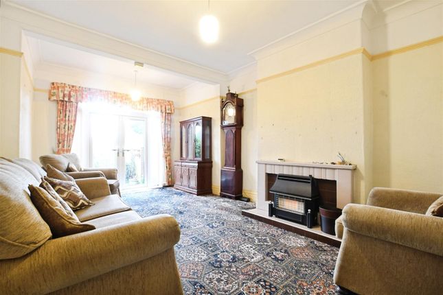 890, Holderness Road, Hull photo 2