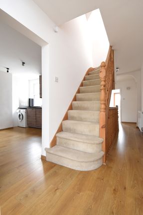 7, Lytchet Road, Bromley photo 5