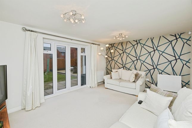 18, Merevale Way, Derby photo 2