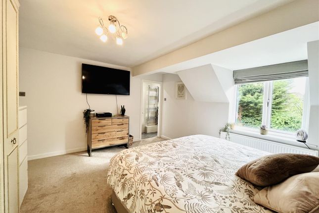 Detached house for sale in Chatsworth Close, Timperley, Altrincham