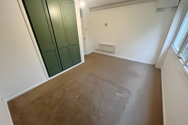 Flat to rent in Lapwing Lane, Manchester