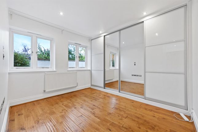 1, Niveda Close, London photo 4