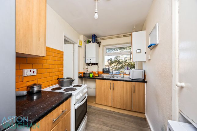 Flat 2, 84 Wolseley Road, Brighton photo 3