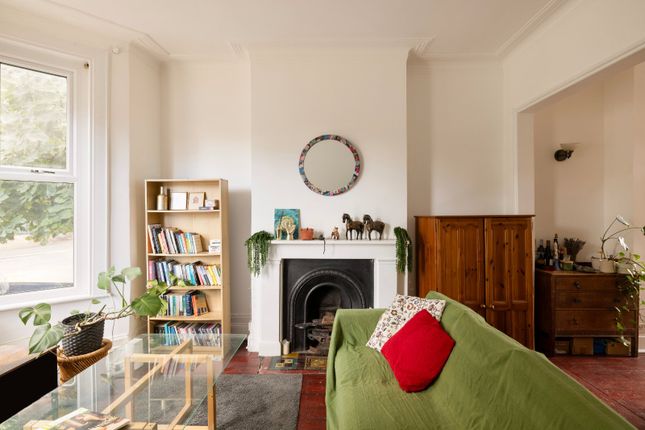 137, Wakeman Road, London photo 4