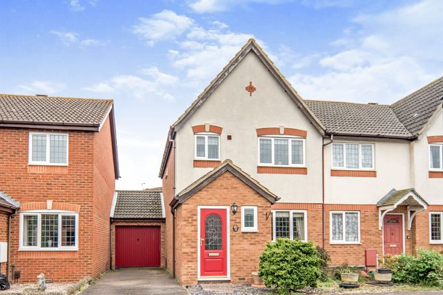 End terrace house for sale in Summerfield Drive, Wootton, Bedford