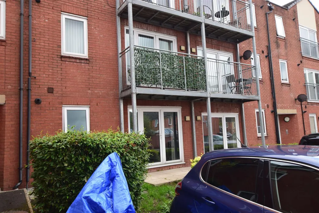 Flat for sale in Waverley Street, Oldham