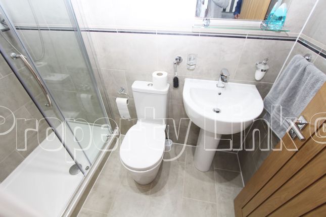 Cranbrook Road, Ilford photo 5