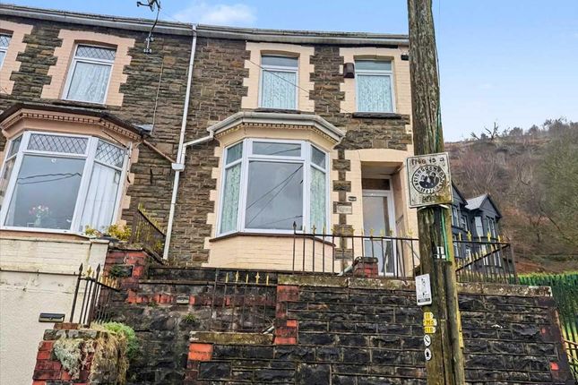 3-bed house on 13, Llyn Crescent, Ferndale, £149,995