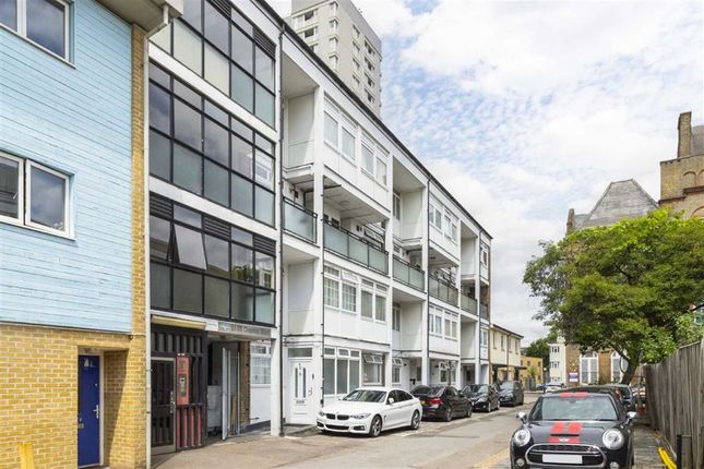 Thumbnail Flat for sale in Chapman Street, London