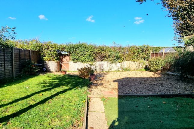10, WELWYN GARDEN CITY photo 2