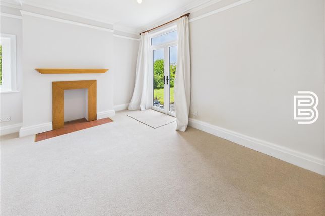 42, Lancaster Road, Rugby photo 4