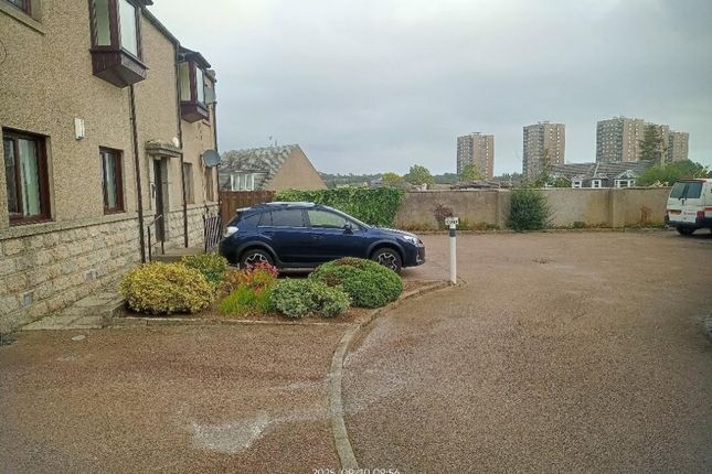 1E Gladstone Place, Woodside, Aberdeen photo 3