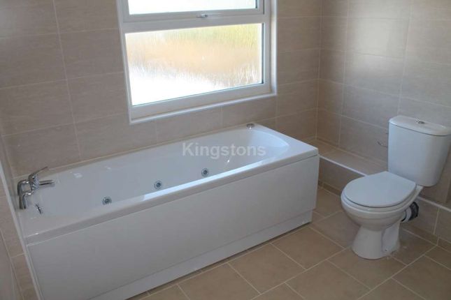 103, Wyeverne Road, Cardiff photo 5