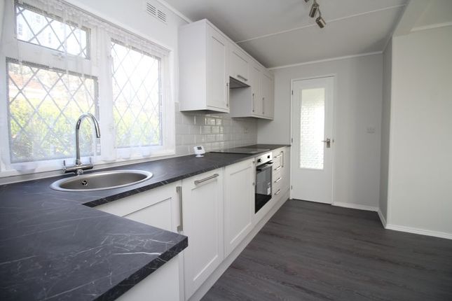 12 Brooks Close, Shipbourne Road, Tonbridge photo 2