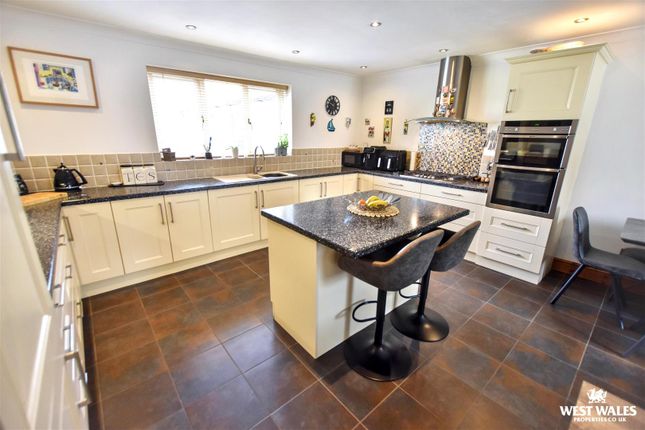 3, Maes Ffynnon, Haverfordwest photo 3
