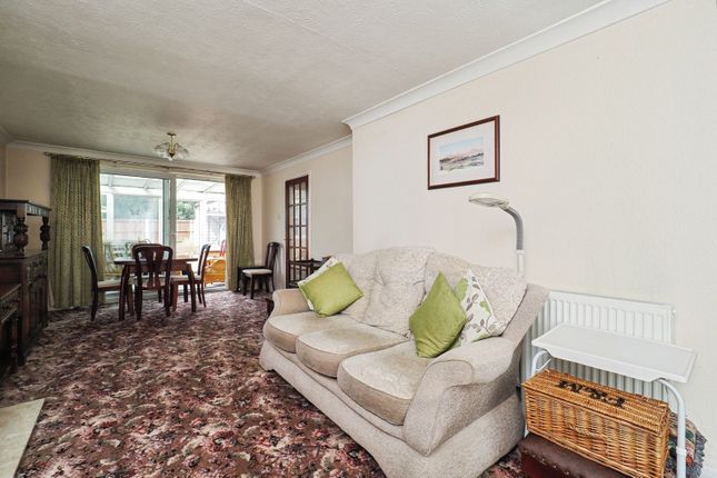 11, Bridgnorth Drive, Nottingham photo 4