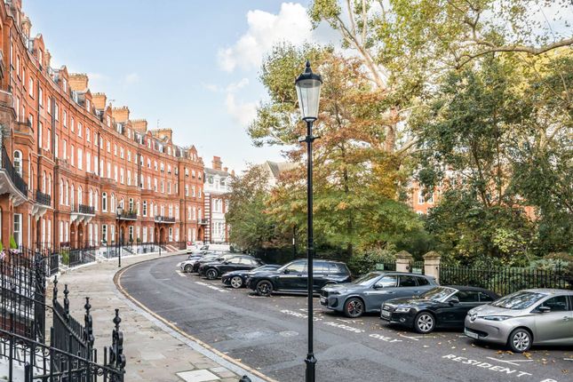 Lennox Gardens, Knightsbridge photo 3