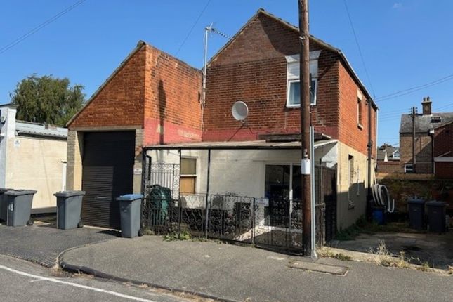26 Beach Road West, Felixstowe photo 2