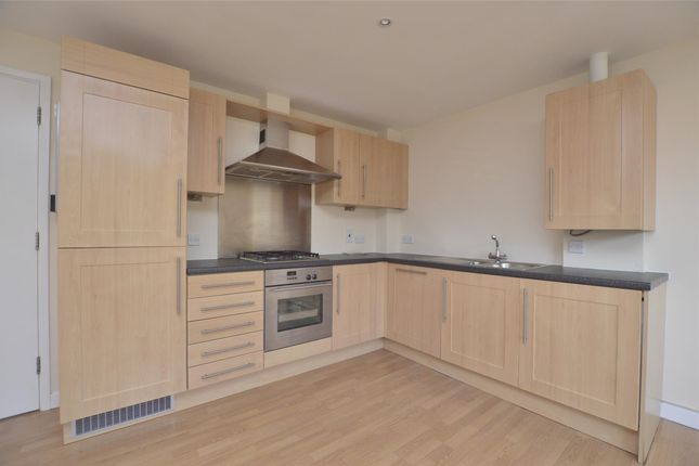 Thumbnail Flat to rent in Foxley Lane, Purley