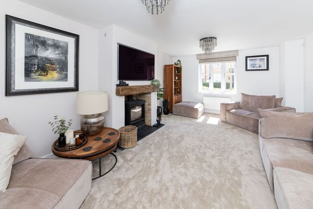 46 Herald Gardens, Abingdon photo 2