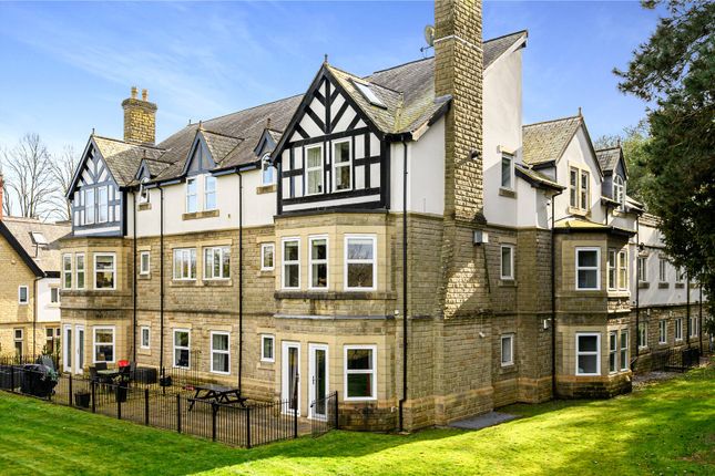 Flat for sale in Apartment 17, Park Avenue, Roundhay, Leeds, West Yorkshire
