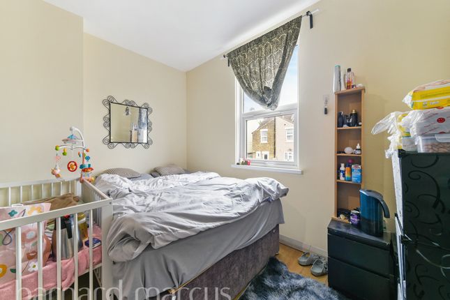 Terraced house for sale in Greenside Road, Croydon