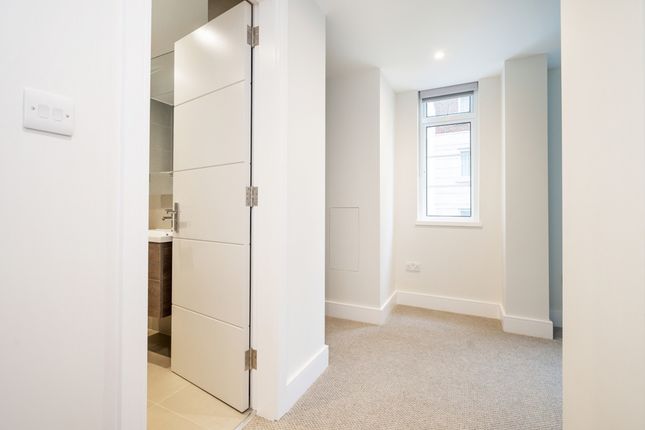 Flat 73, 33, Grove End Road, London photo 4
