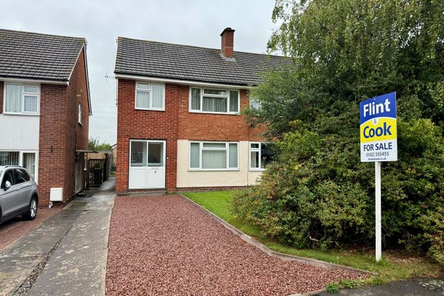 Thumbnail Semi-detached house for sale in Hewitt Avenue, Hereford