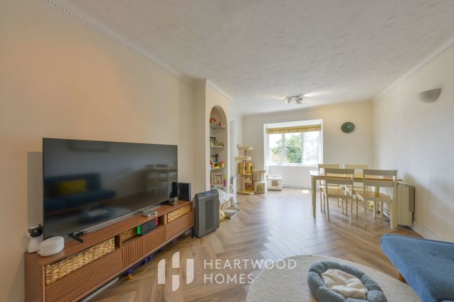 The Larches,Flat 21, Milford Close, St. Albans photo 4