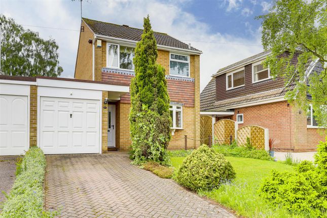 3 bed detached house for sale in Silverwood Avenue, Ravenshead, Nottinghamshire NG15