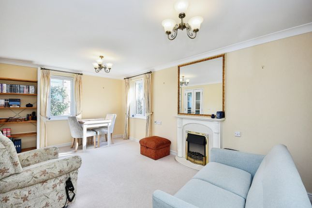 Flat for sale in The Avenue, Branksome Park, Poole, Dorset