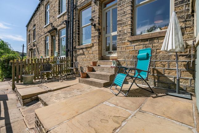58, Victoria Terrace, Sowerby Bridge photo 3