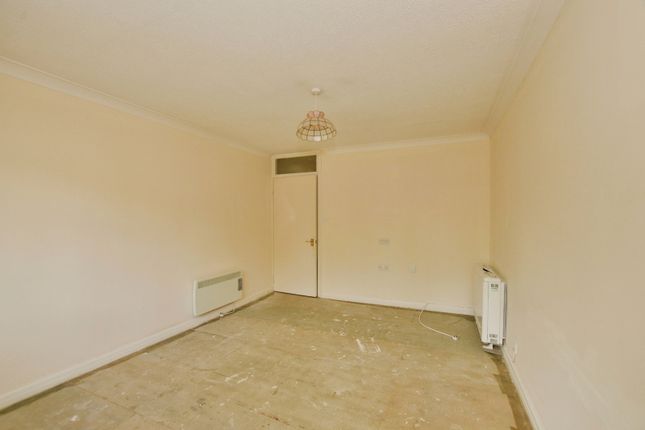 1, Springwood Court, New Romney photo 4