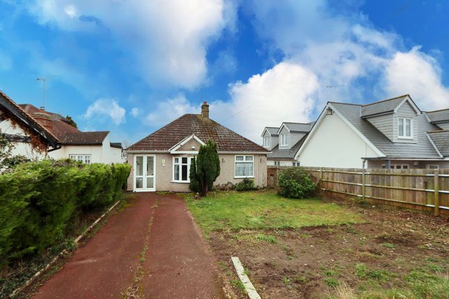 Thumbnail Detached bungalow for sale in Bower Hill, Epping