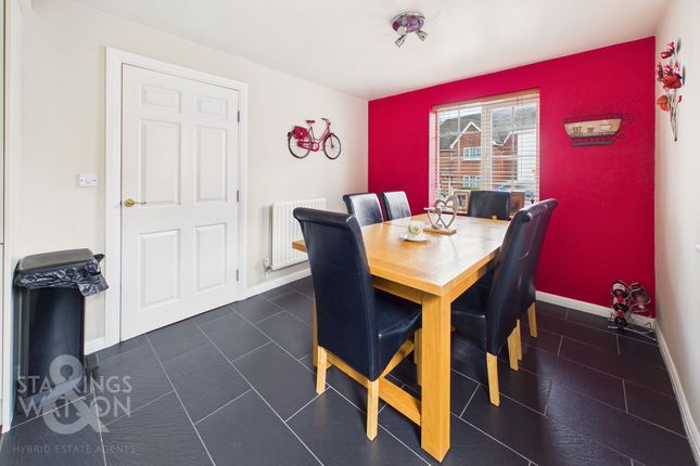 6 Joyce Way, Norwich photo 4