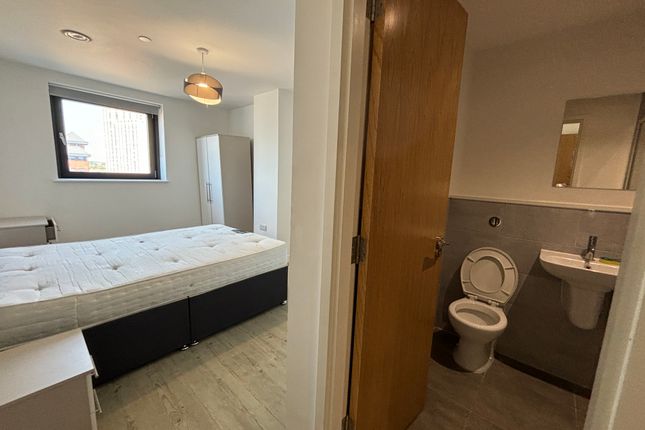 2 Furness Quay, Salford photo 5