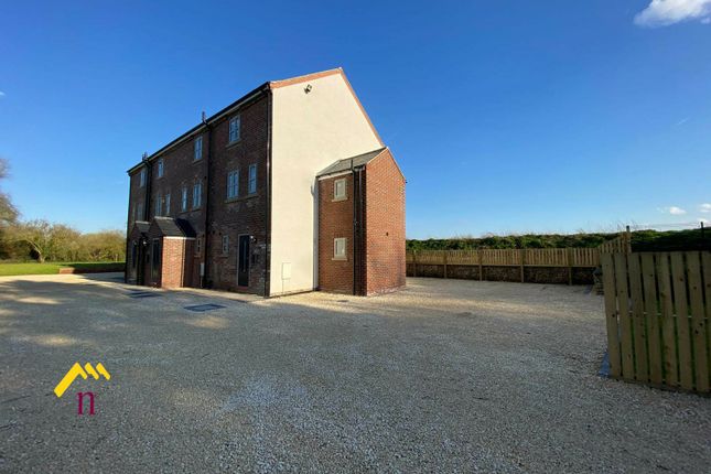 Thumbnail Town house for sale in Spring Cottages, Sugar Mill Ponds, Rawcliffe Bridge, Goole