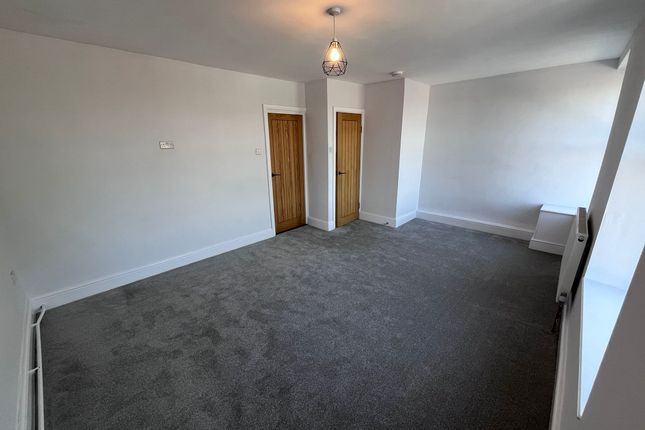23B Mill Street, Gowerton Swansea, Gowerton photo 2
