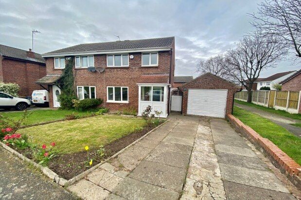 Thumbnail Semi-detached house to rent in Bromsgrove Road, Wirral