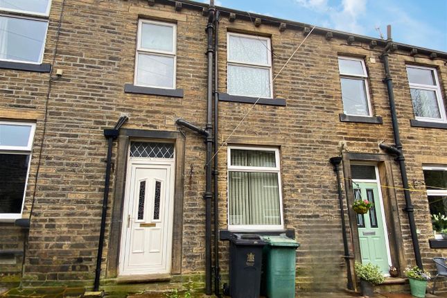 Thumbnail Terraced house to rent in Thorn Street, Haworth, Keighley