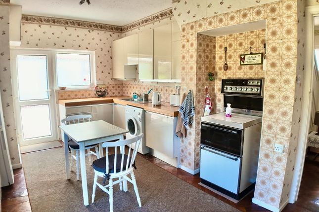 6, Sunnybank Road, Blackwood photo 3