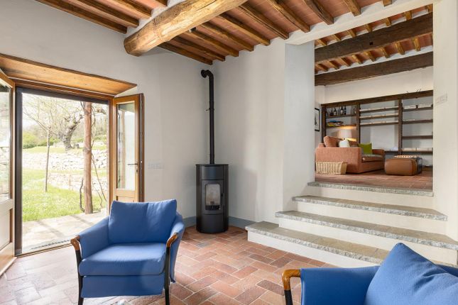 Farmhouse for sale in Radda In Chianti, Siena, Tuscany, Italy