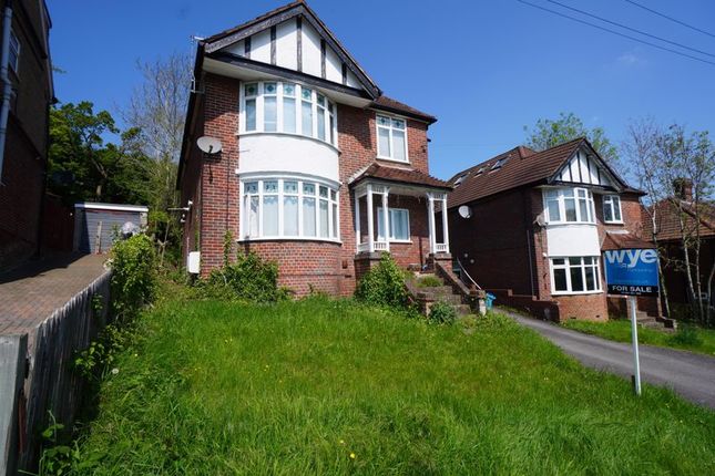 Thumbnail Flat for sale in Whitelands Road, High Wycombe