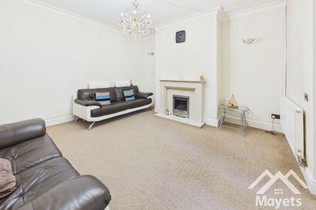 146 Shear Brow, Blackburn photo 4