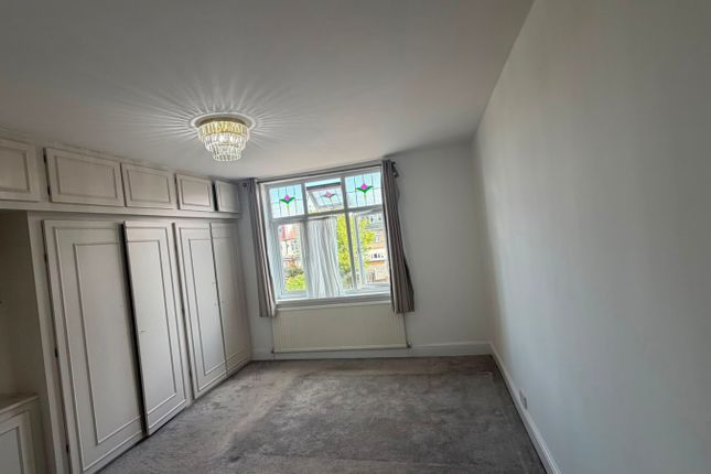 113, Upney Lane, Barking photo 4