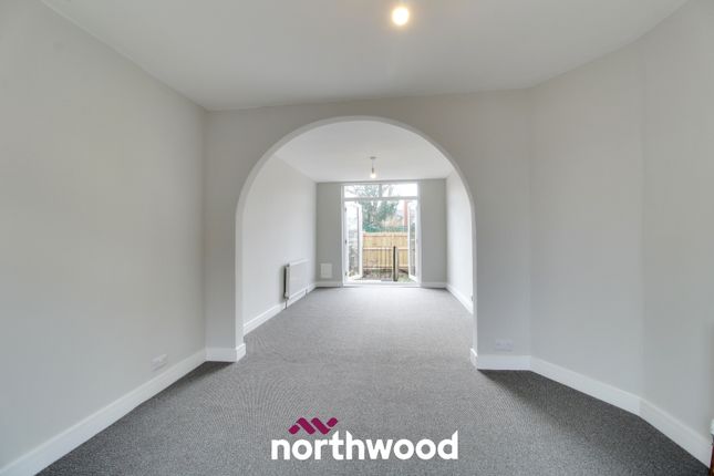 11, Roberts Road, Doncaster photo 2