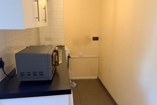 37a Cherry Tree Avenue, DOVER photo 3